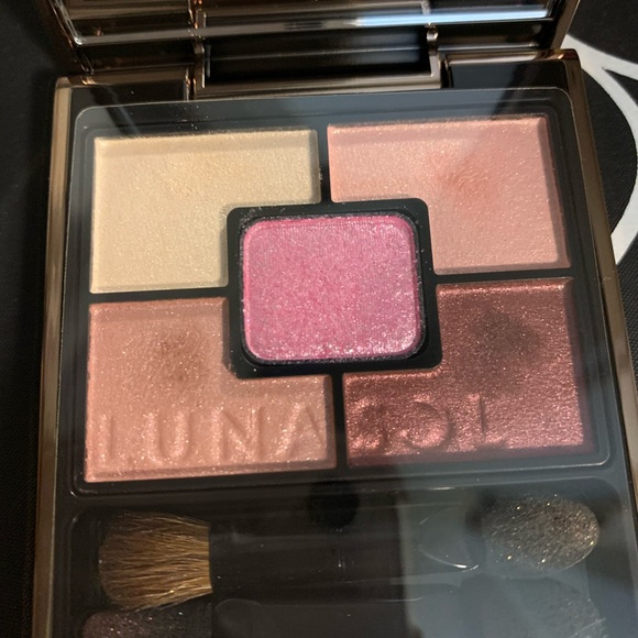 Lunasol geminate eyes 05 eyeshadow palette